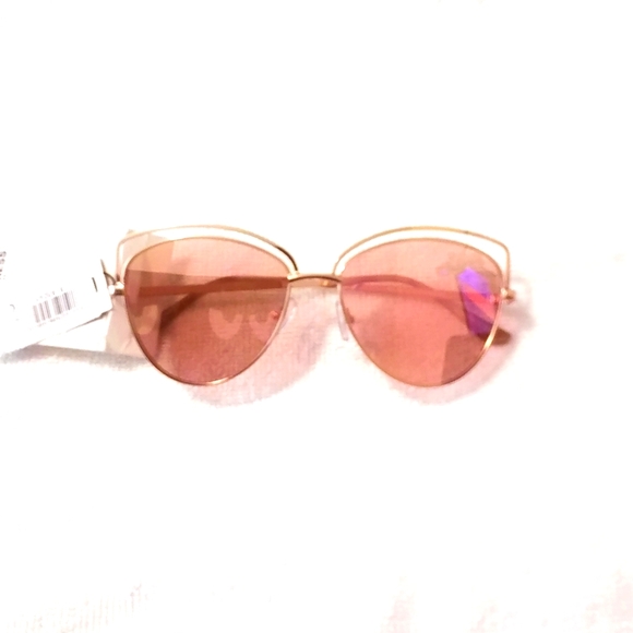 Express Accessories - Express 😎
